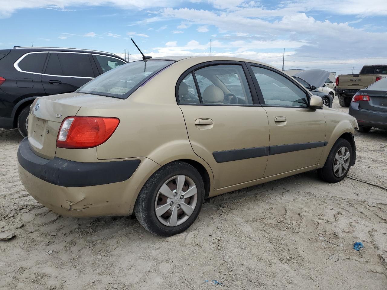 2009 Kia Rio - Image 3