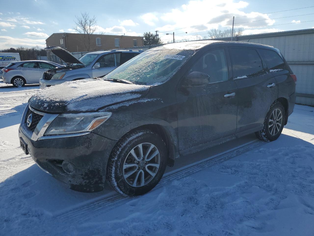 2013 Nissan Pathfinder - Image 1