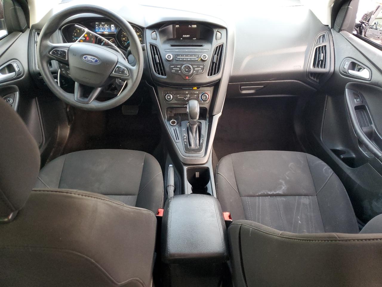 2017 Ford Focus - Image 8