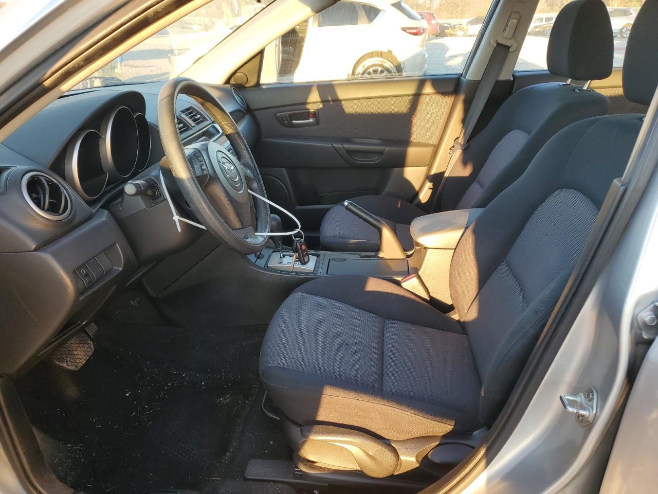 2008 Mazda 3 - Image 7