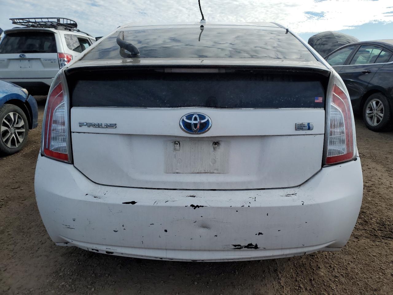 2014 Toyota Prius - Image 6