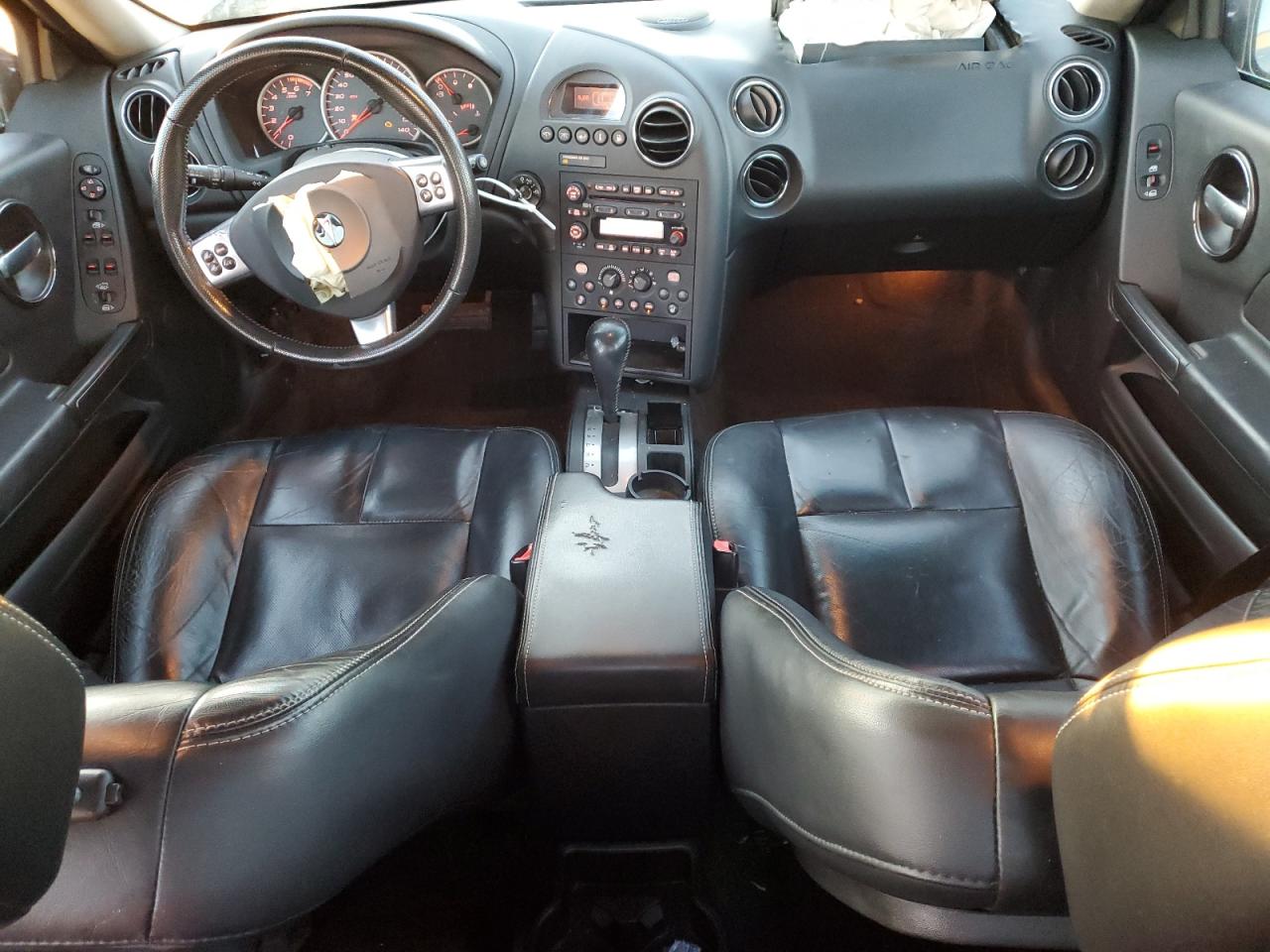 2006 Pontiac Grand Prix - Image 8