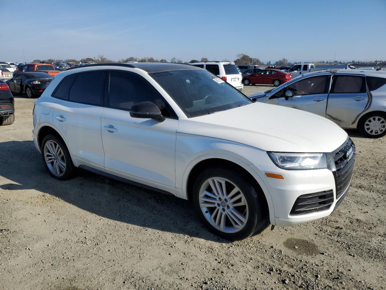 VIN WA1BNAFY1J2148056 2018 AUDI Q5 no.4