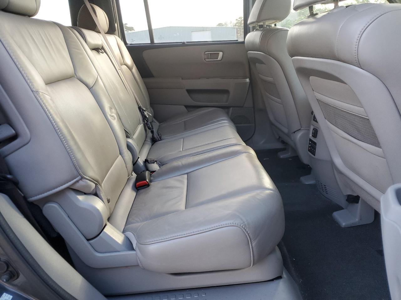 2011 Honda Pilot - Image 12