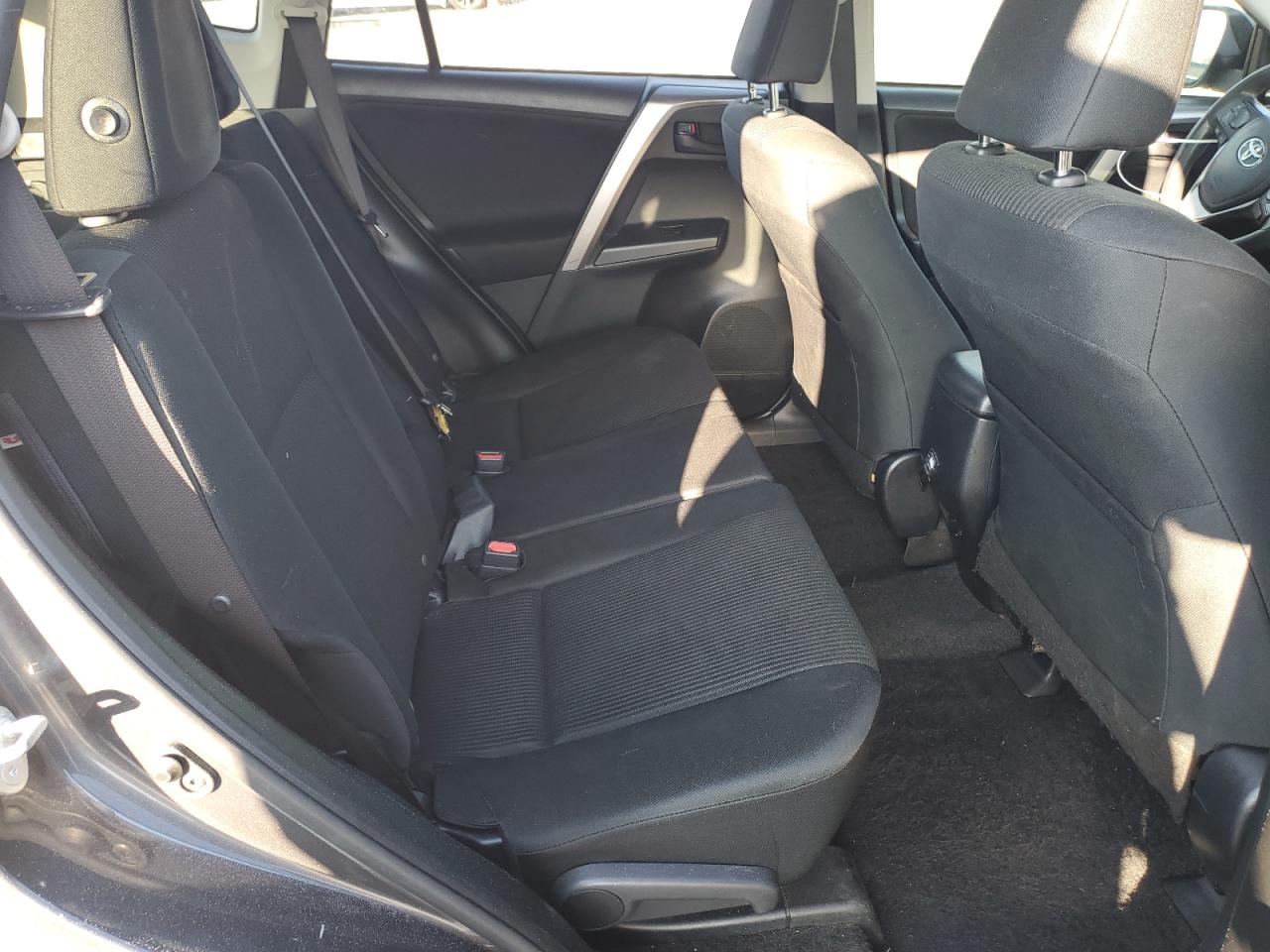 2018 Toyota RAV 4 - Image 11