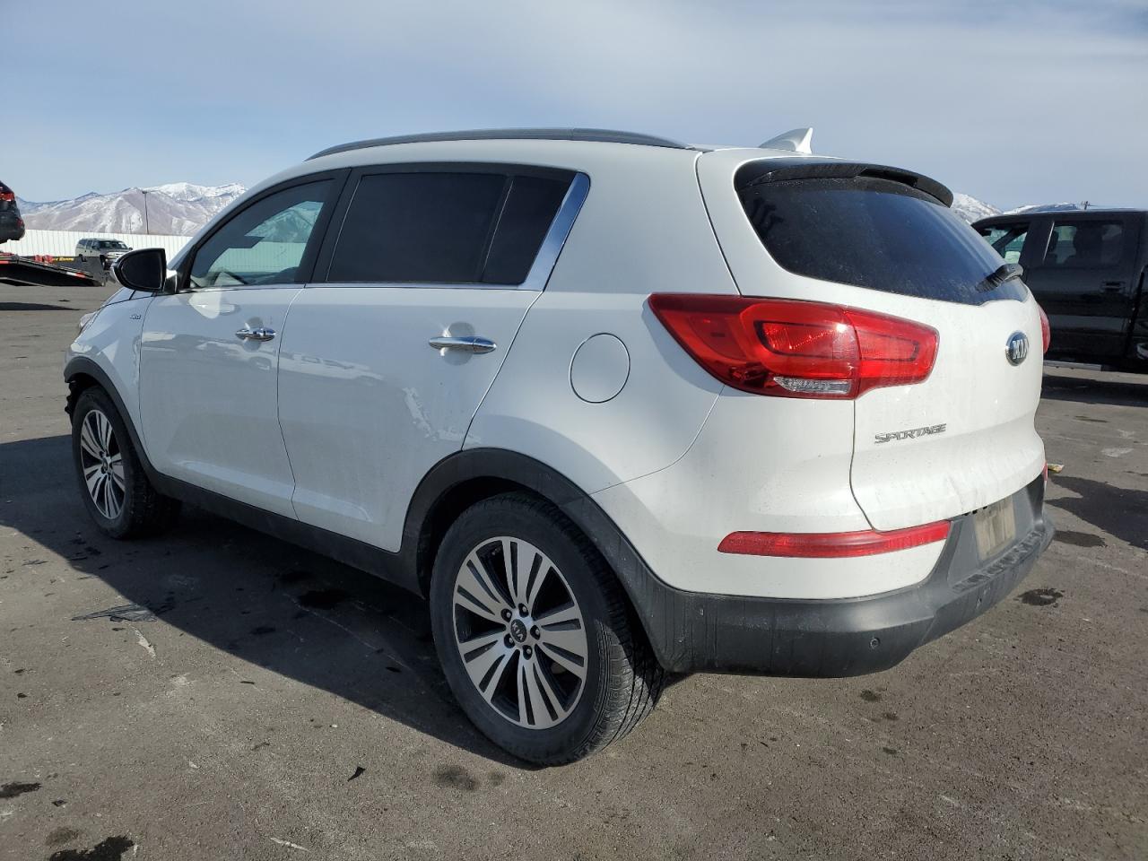 2015 Kia Sportage - Image 2
