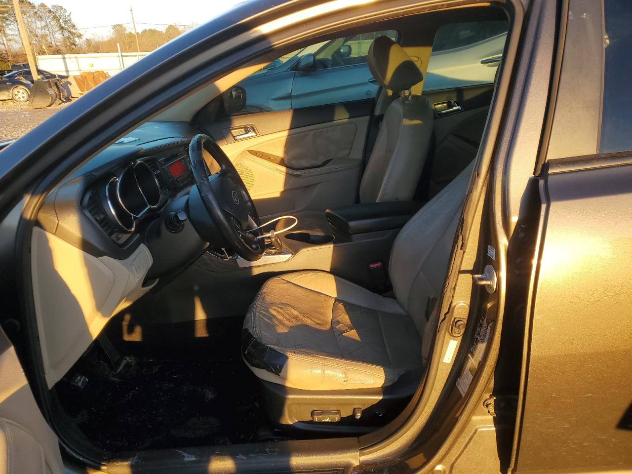 2012 Kia Optima - Image 7