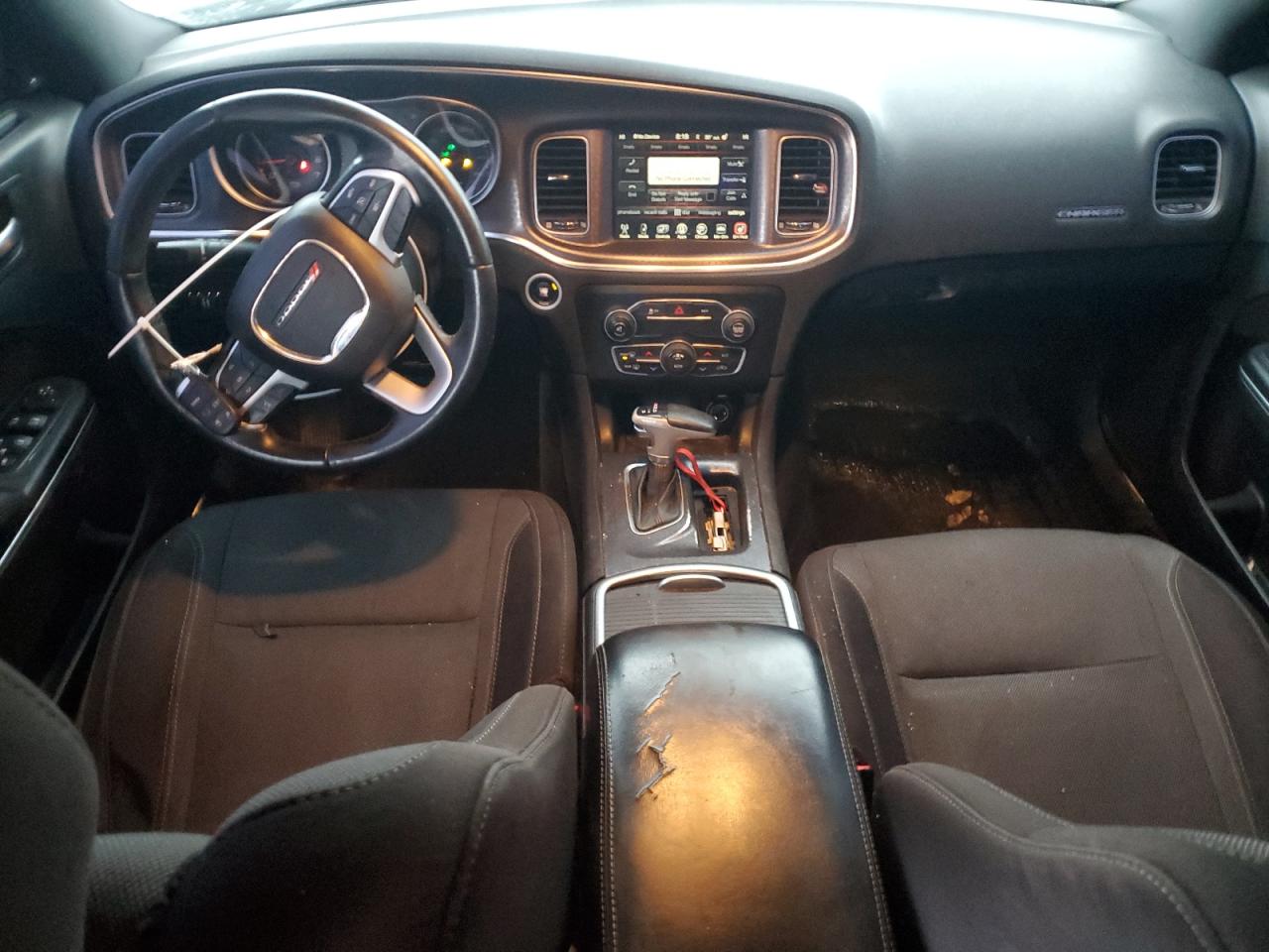 2016 Dodge Charger - Image 8
