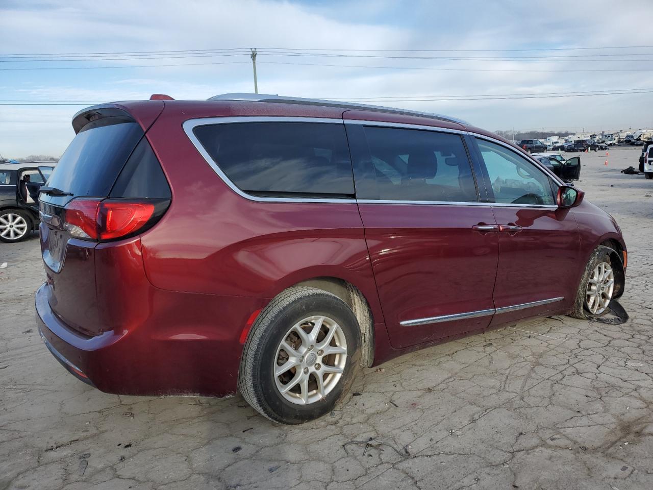 2020 Chrysler Pacifica - Image 3