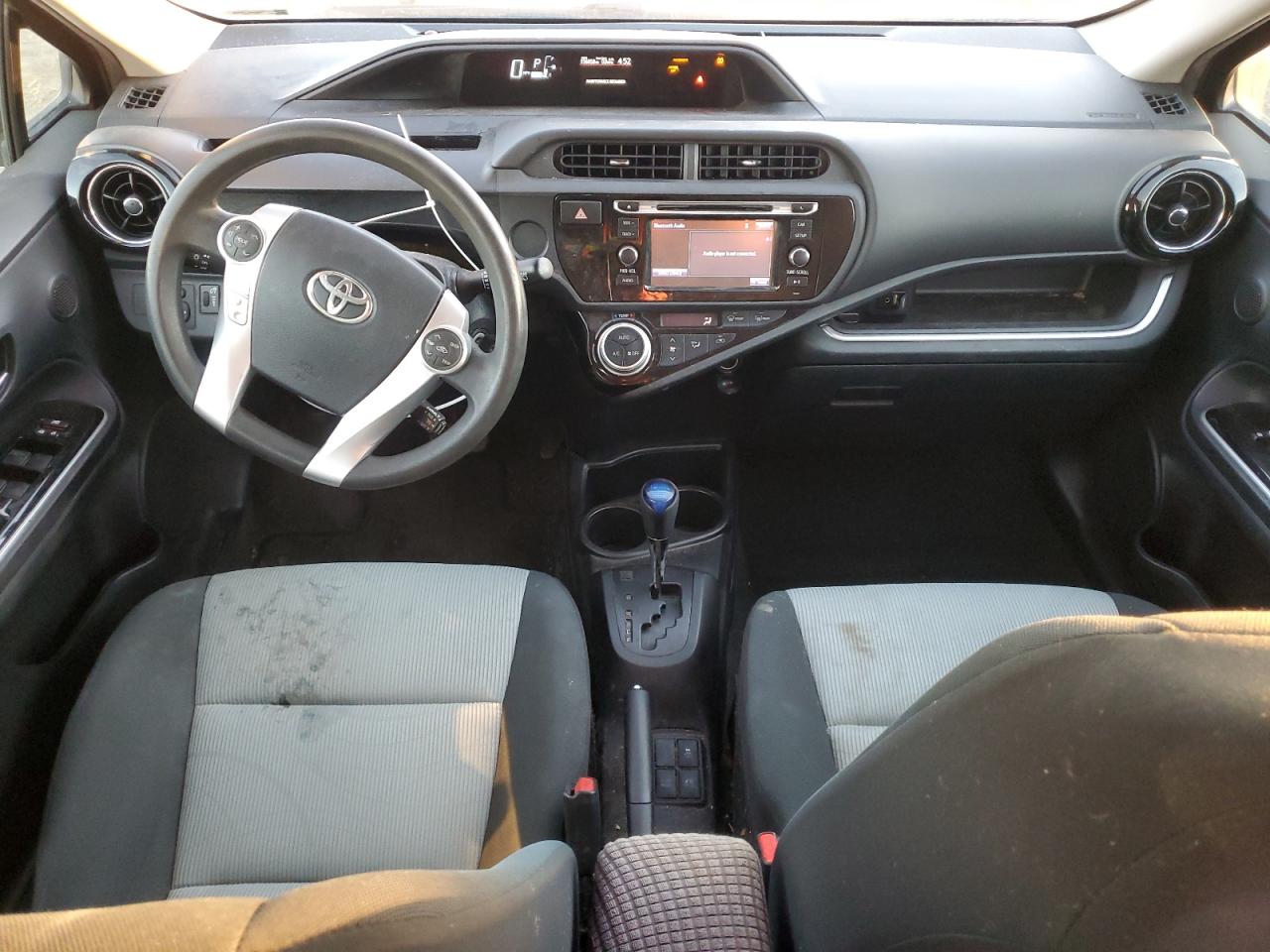 VIN JTDKDTB38F1111744 2015 TOYOTA PRIUS no.8