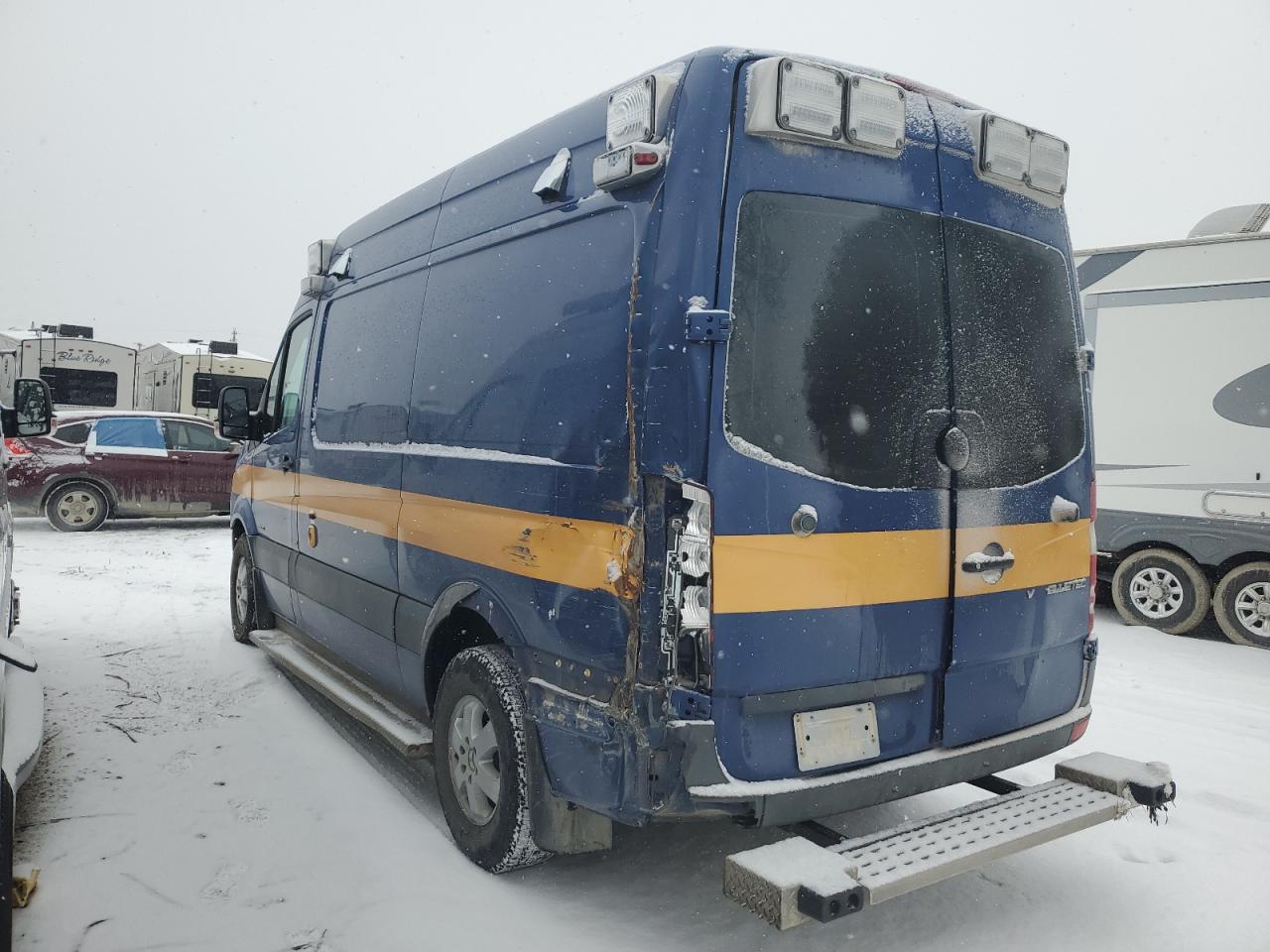 2015 Mercedes-Benz Sprinter - Image 2
