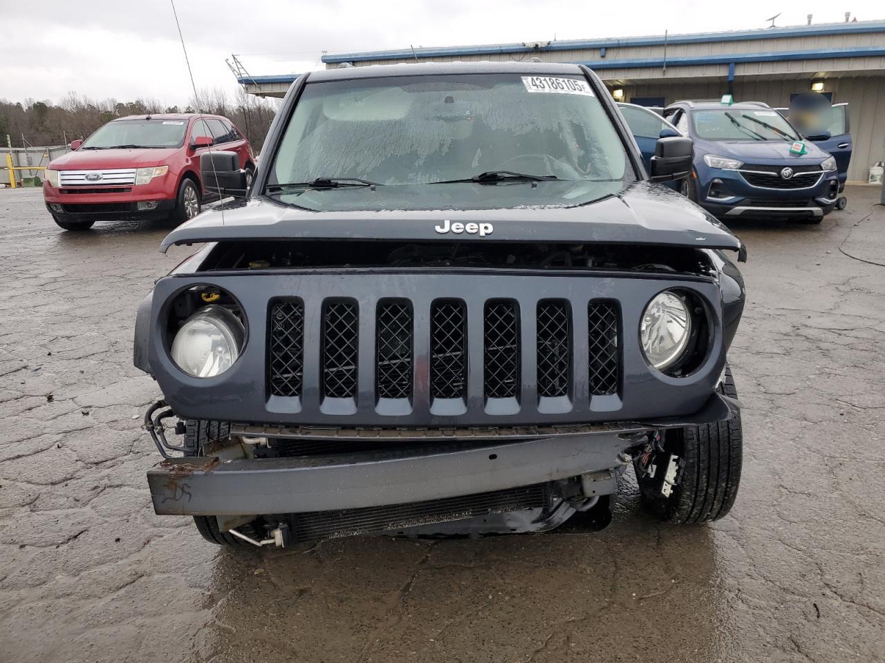 2015 Jeep Liberty (Patriot) - Image 5