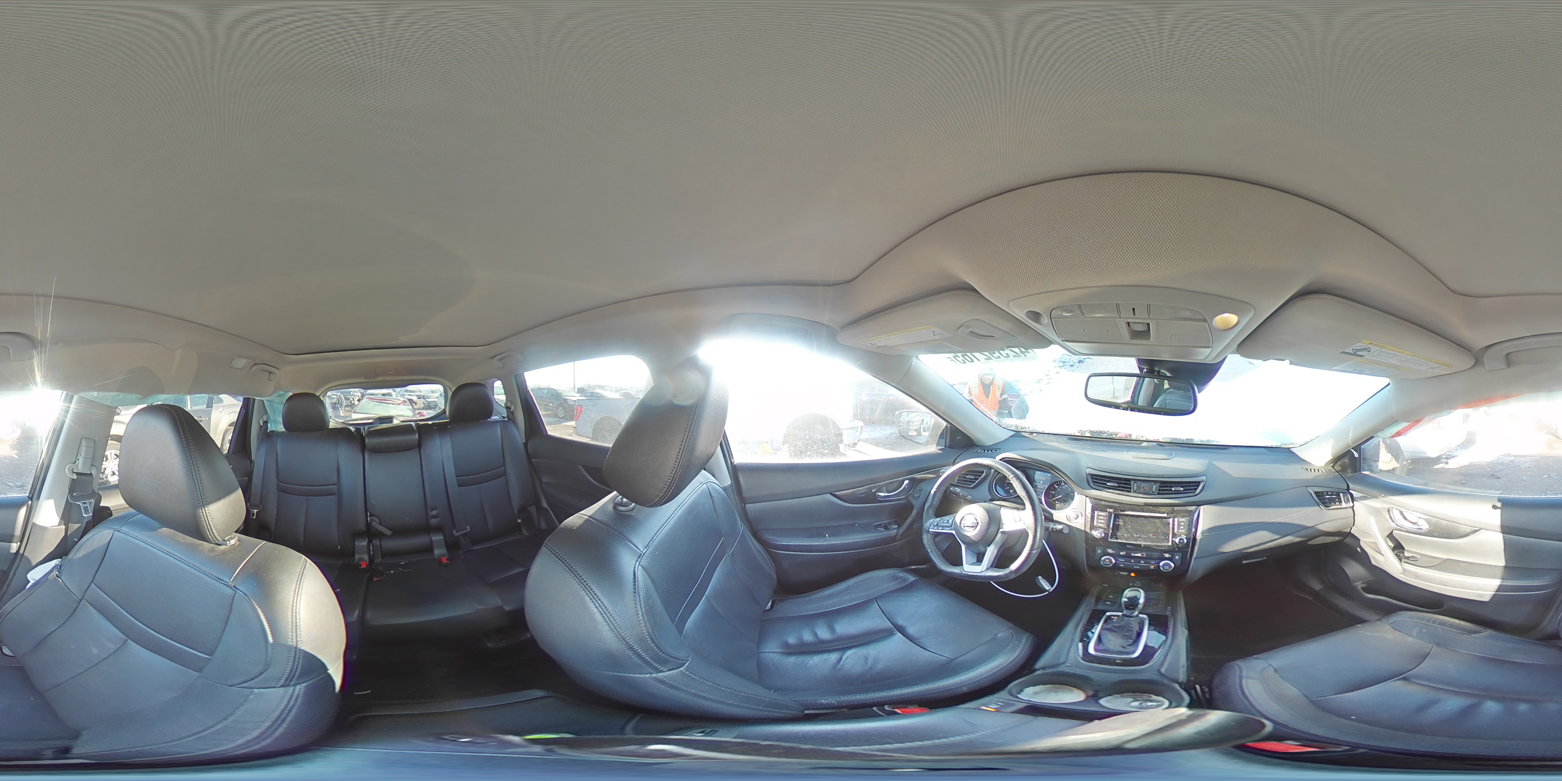 2019 Nissan Rogue - Image 13