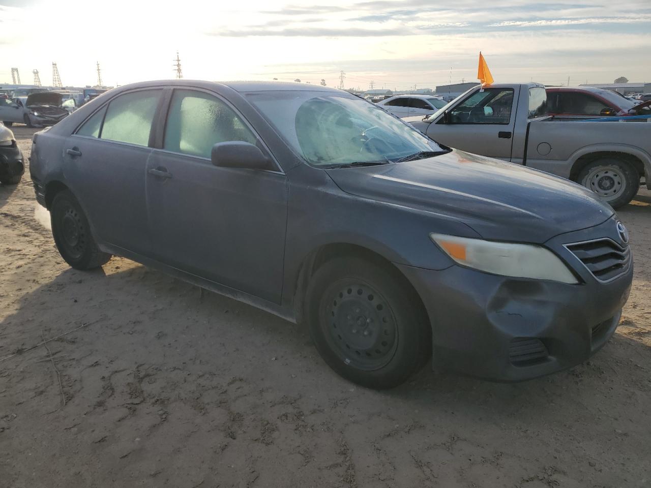 2011 Toyota Camry - Image 4