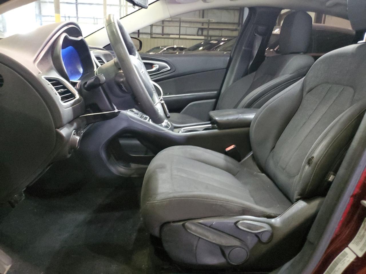 2015 Chrysler 200 - Image 7