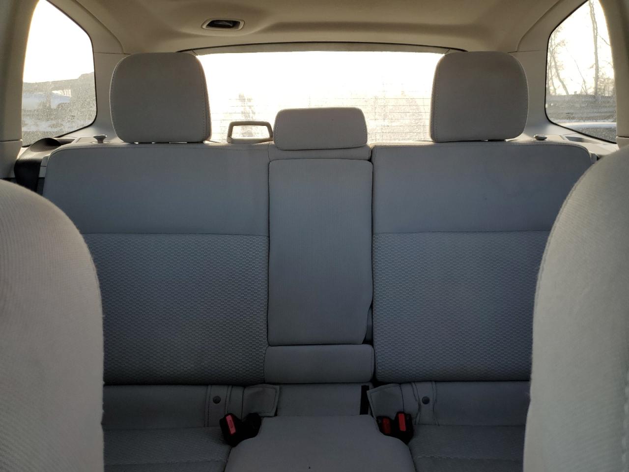 2016 Subaru Forester - Image 10