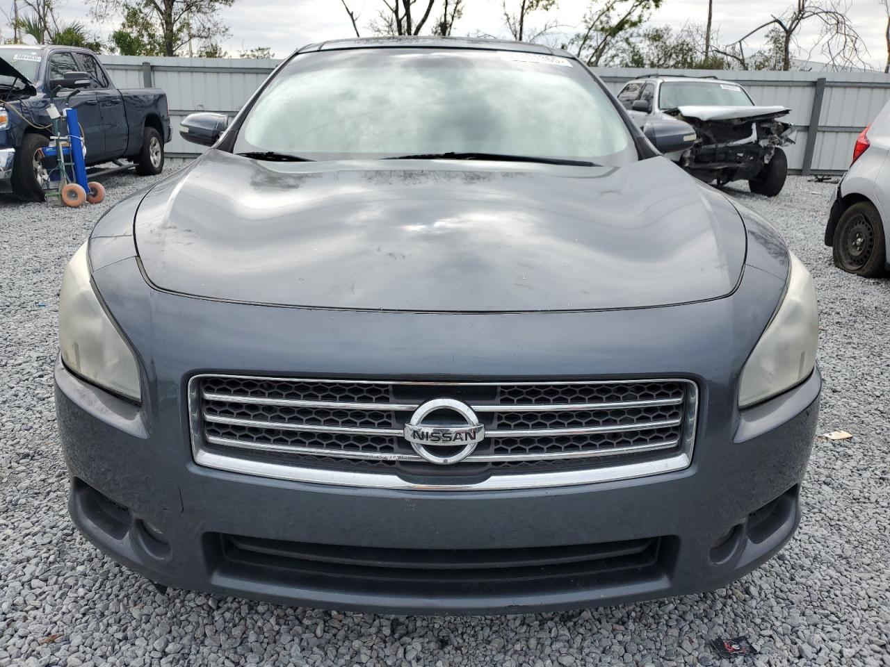 2010 Nissan Maxima - Image 5