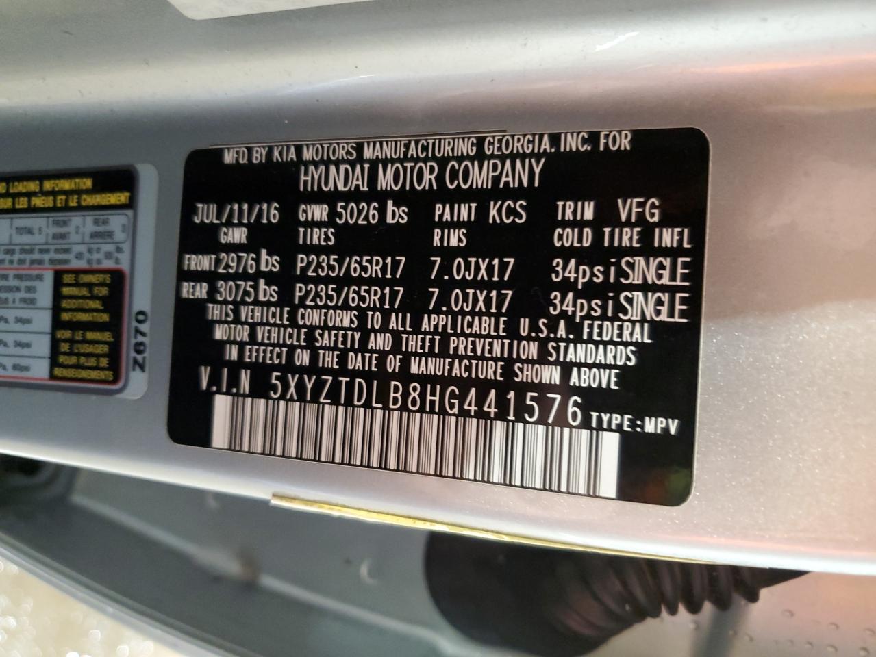 2017 Hyundai Santa Fe - Image 13
