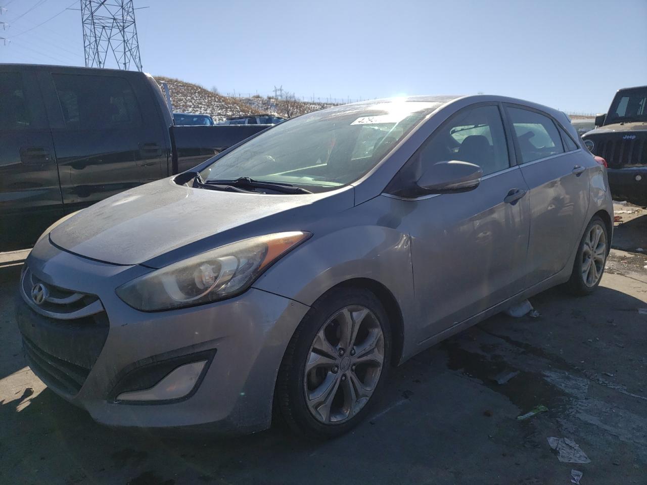 2013 Hyundai Elantra - Image 1