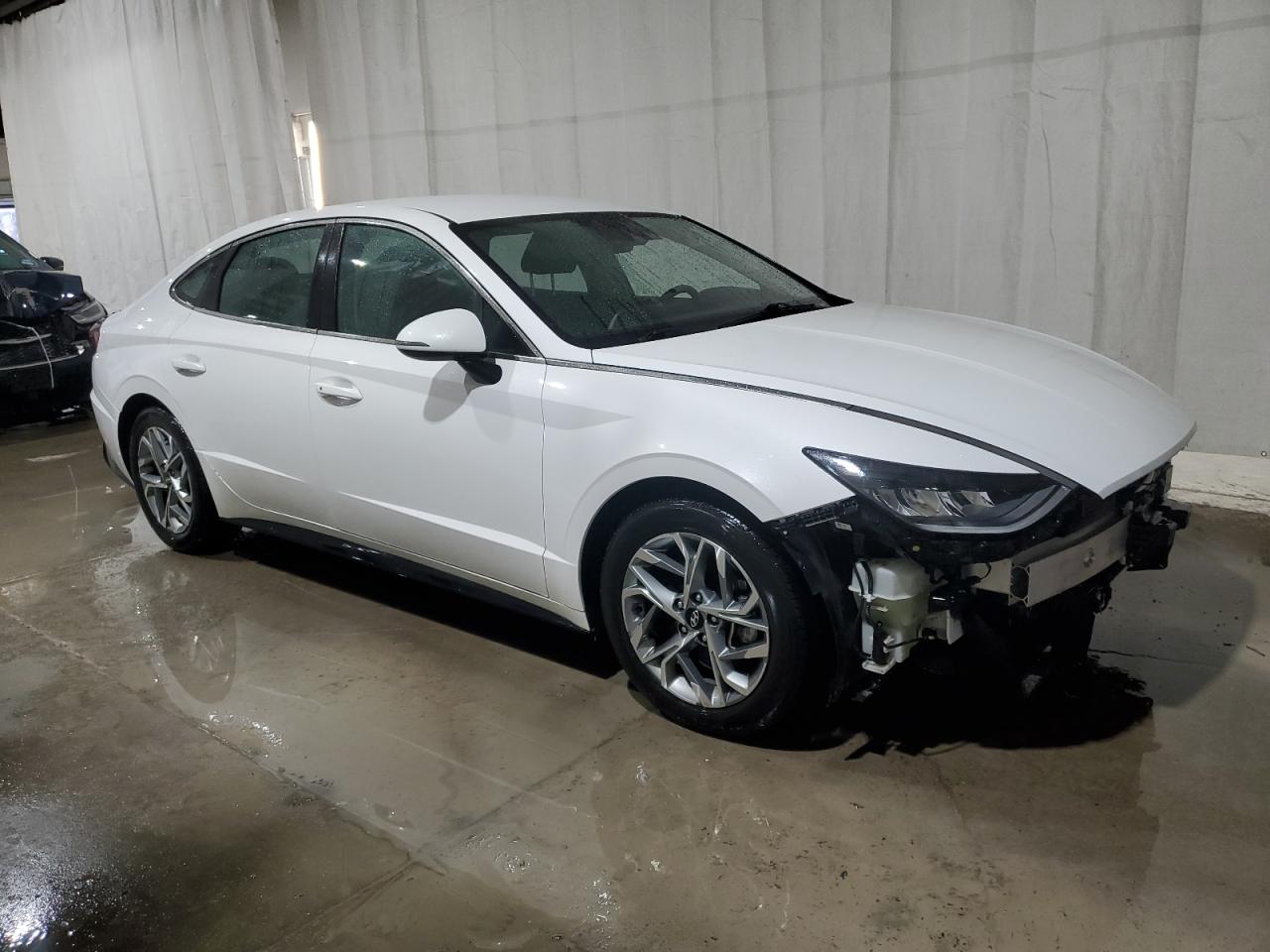 2023 Hyundai Sonata - Image 4