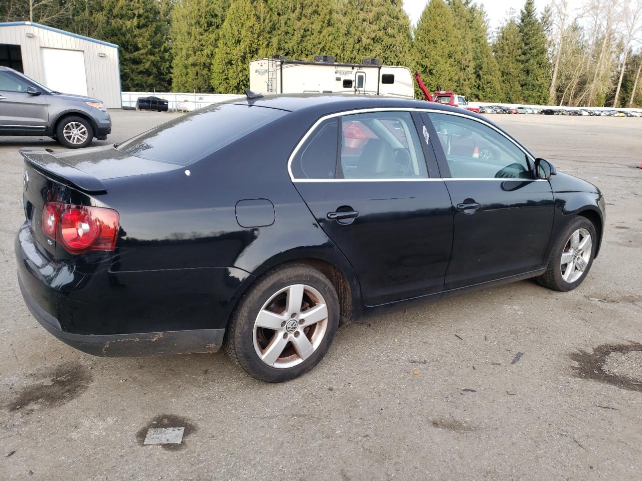 2009 Volkswagen Jetta - Image 3