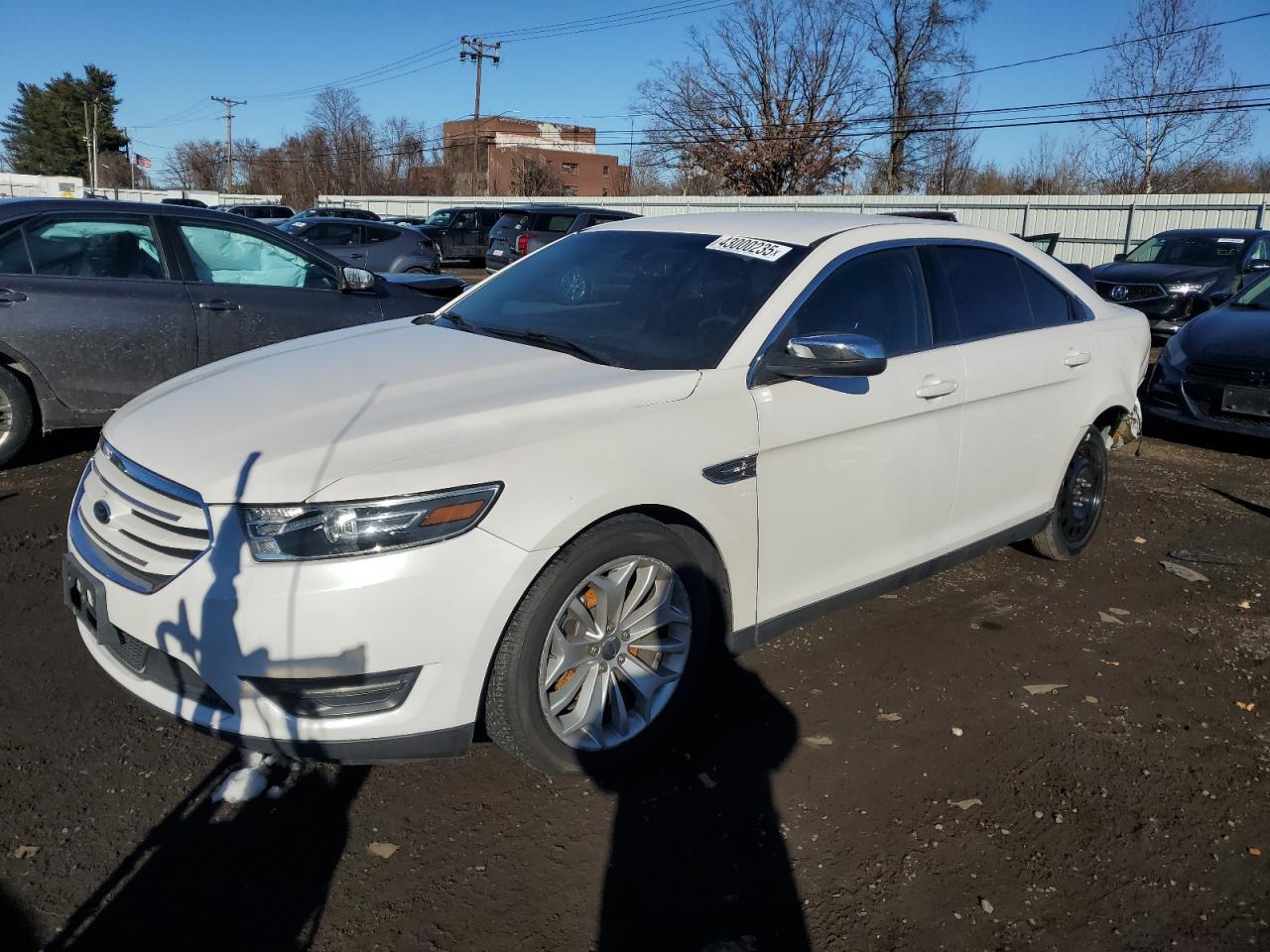 2014 Ford Taurus - Image 1