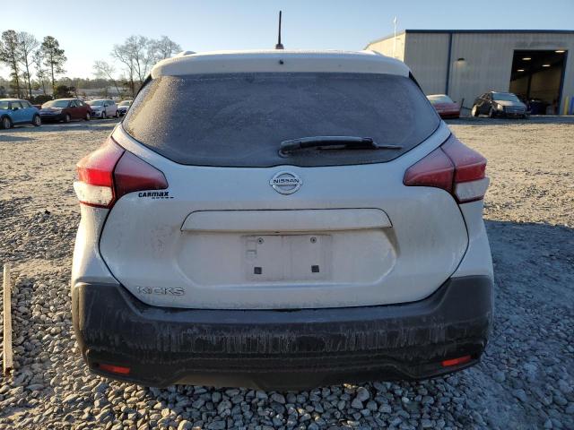  NISSAN KICKS 2018 Сріблястий