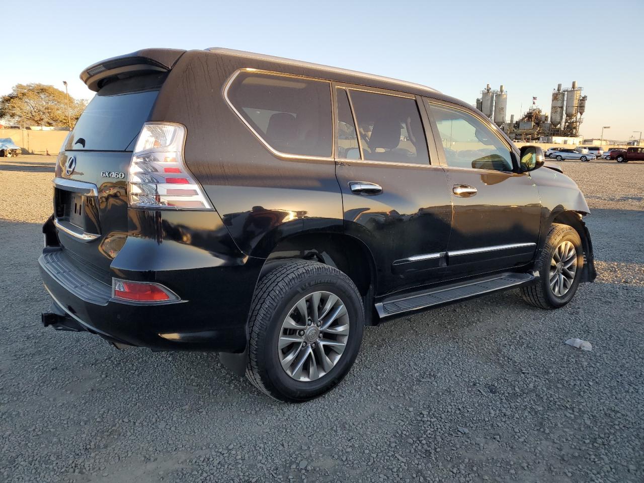 VIN JTJJM7FX0G5145846 2016 LEXUS GX no.3