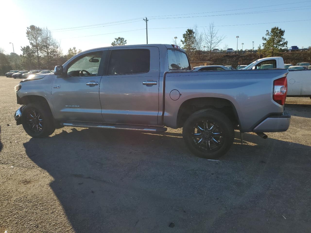 2014 Toyota Tundra - Image 2