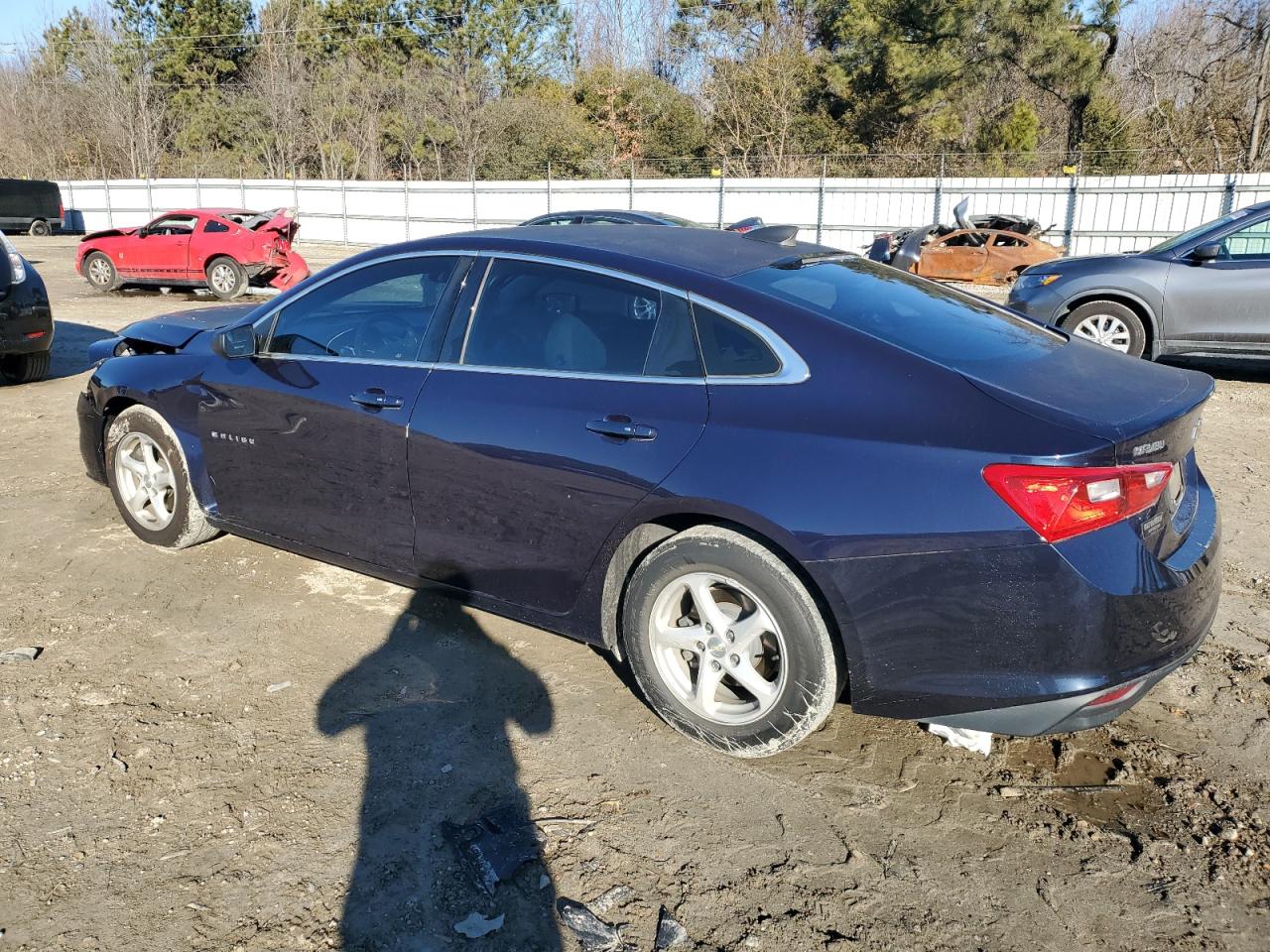 2016 Chevrolet Malibu - Image 2