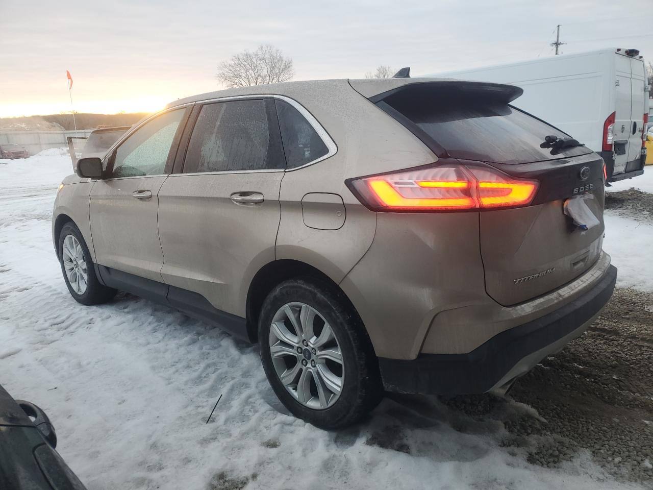 2021 Ford Edge - Image 2