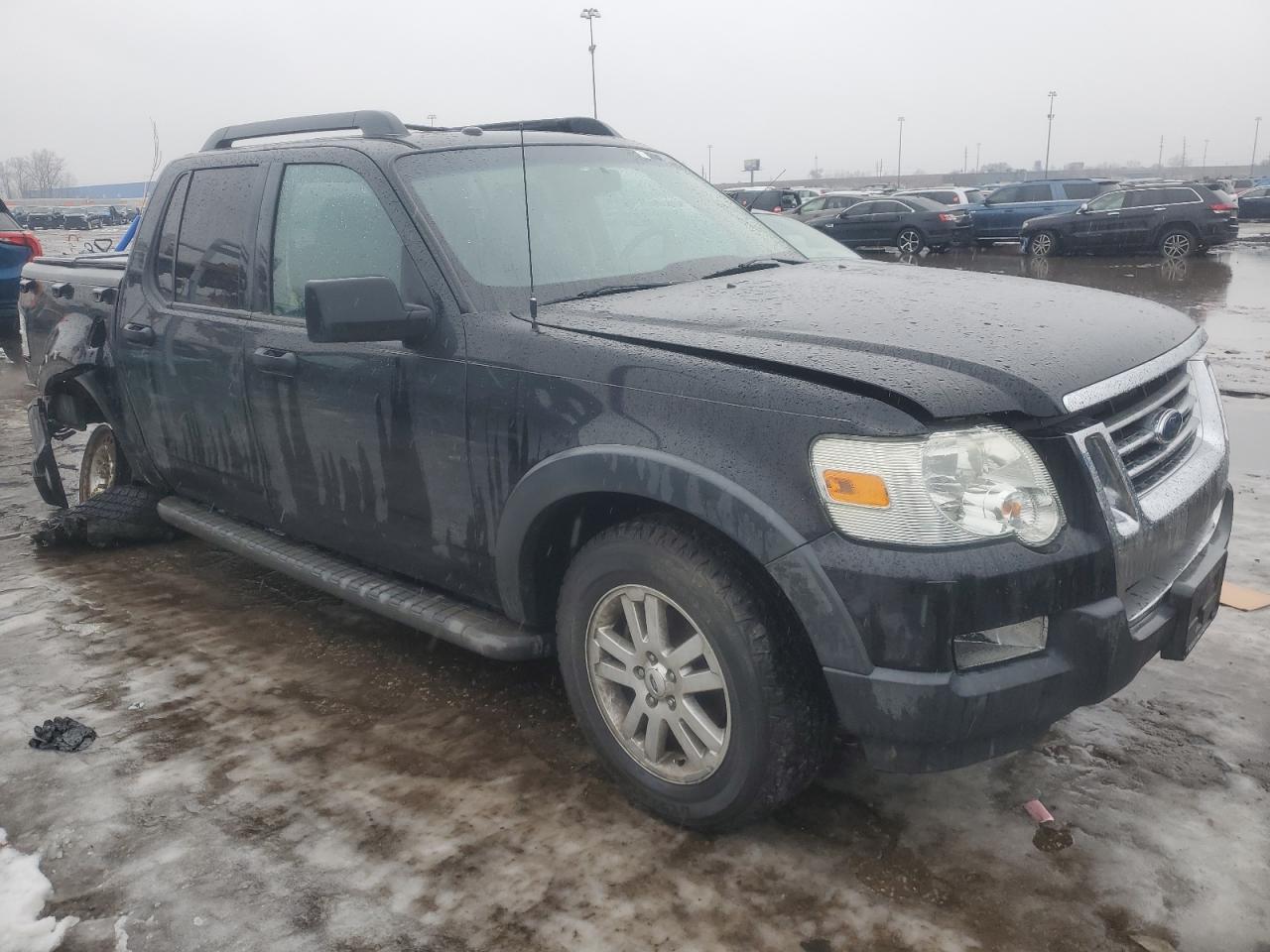 2010 Ford Explorer - Image 4