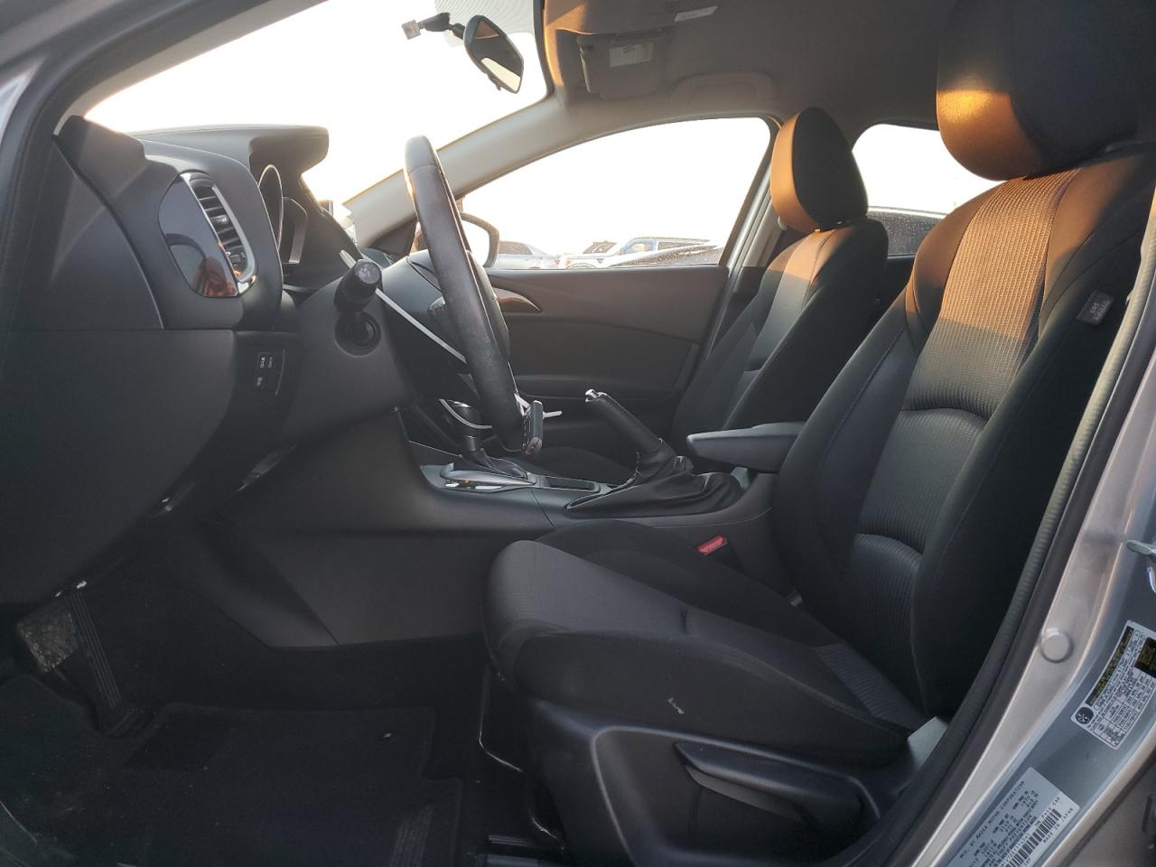 2014 Mazda 3 - Image 7
