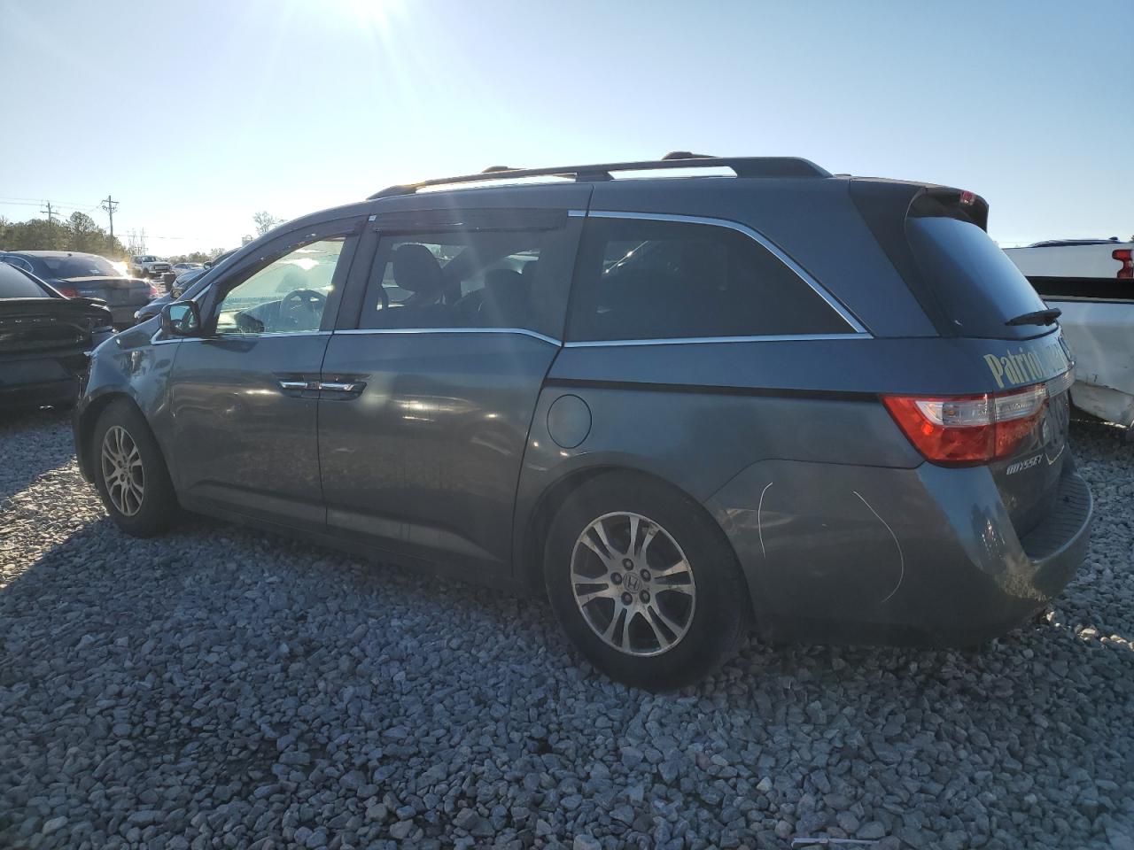 2013 Honda Odyssey - Image 2