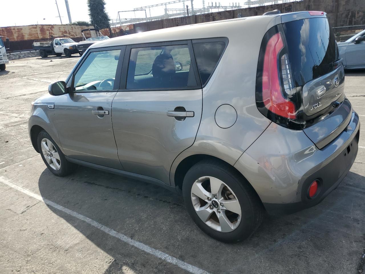 2019 Kia Soul - Image 2