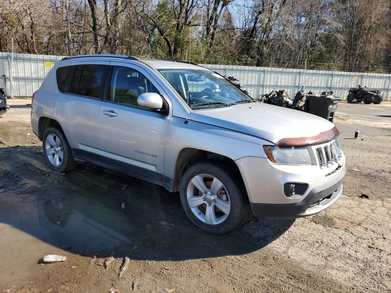 VIN 1C4NJCEB8ED518131 2014 JEEP COMPASS no.4