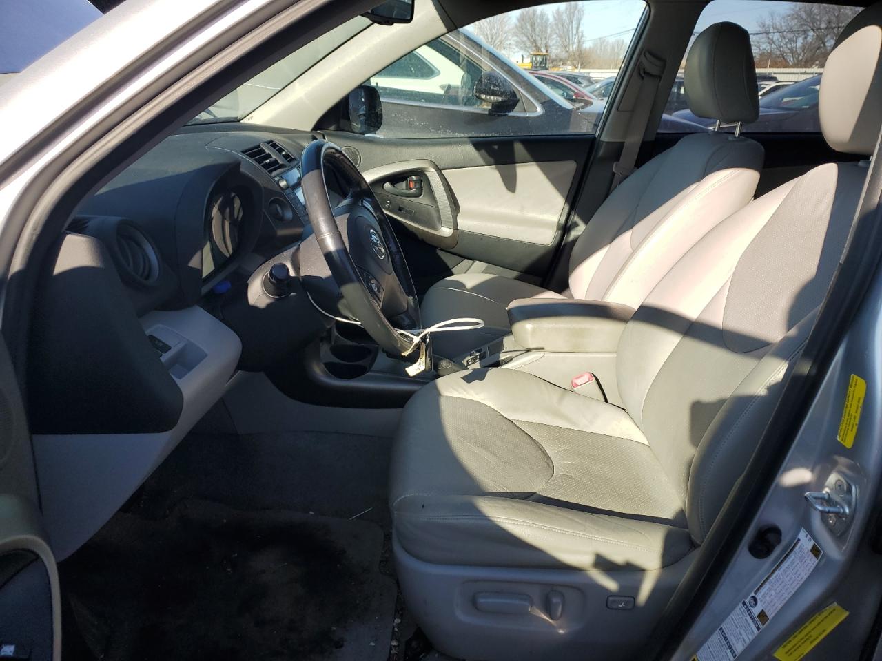 2009 Toyota RAV 4 - Image 7