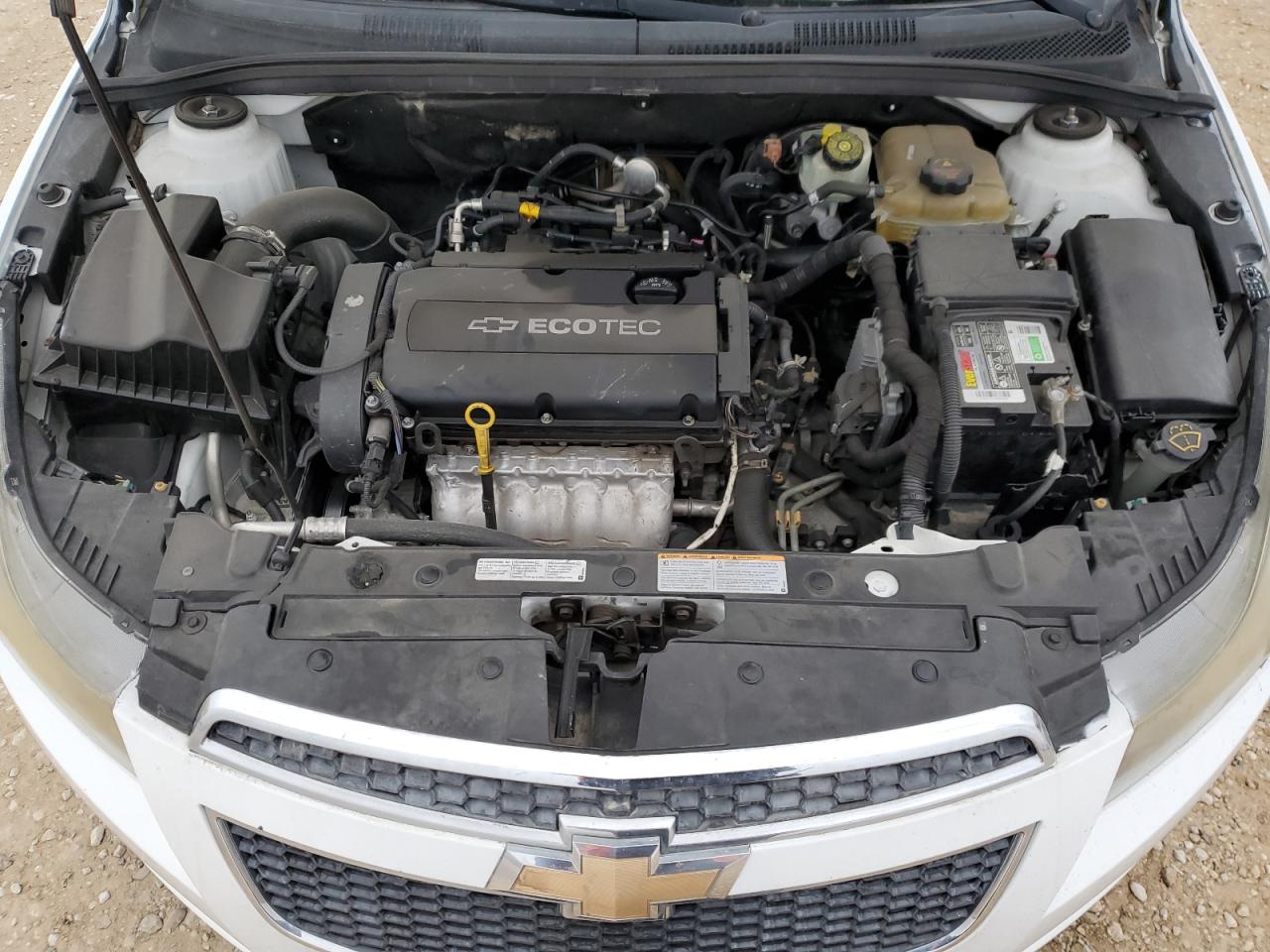 2012 Chevrolet Cruze - Image 11