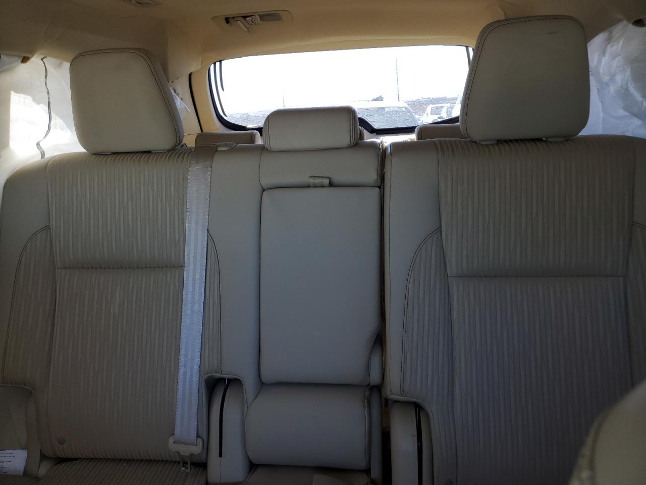 2015 Toyota Highlander - Image 10