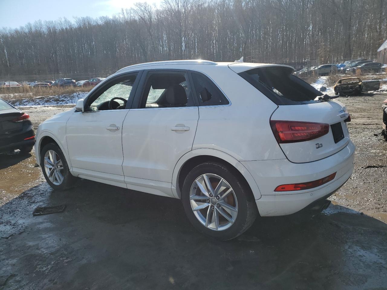 2017 Audi Q3 - Image 2