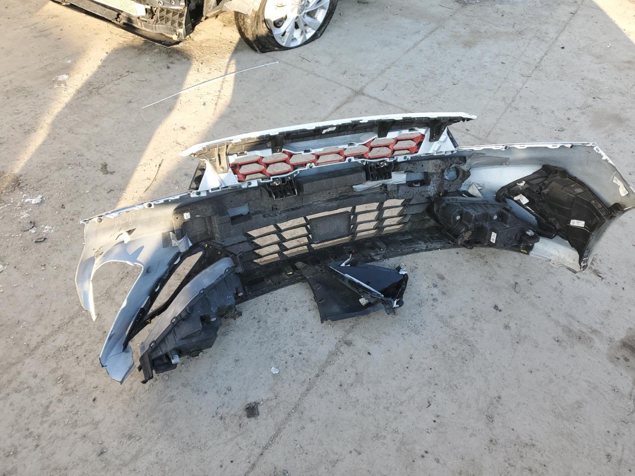 2023 Kia Forte - Image 12