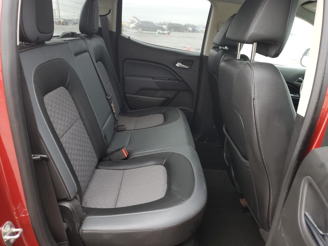 2015 Chevrolet Colorado - Image 10