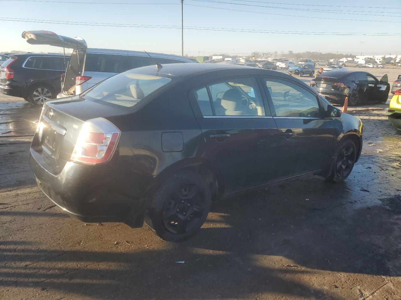 2009 Nissan Sentra - Image 3