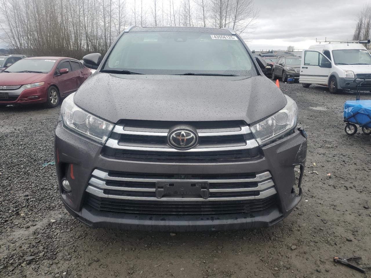 2018 Toyota Highlander - Image 5