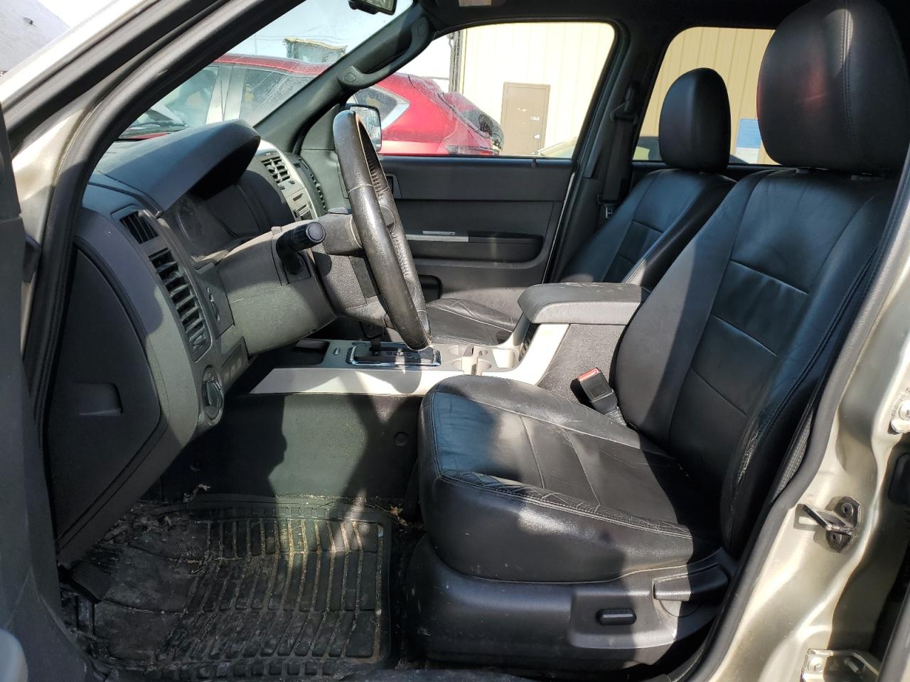 2010 Ford Escape - Image 7