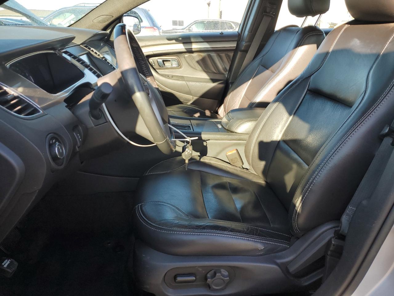 2013 Ford Taurus - Image 7