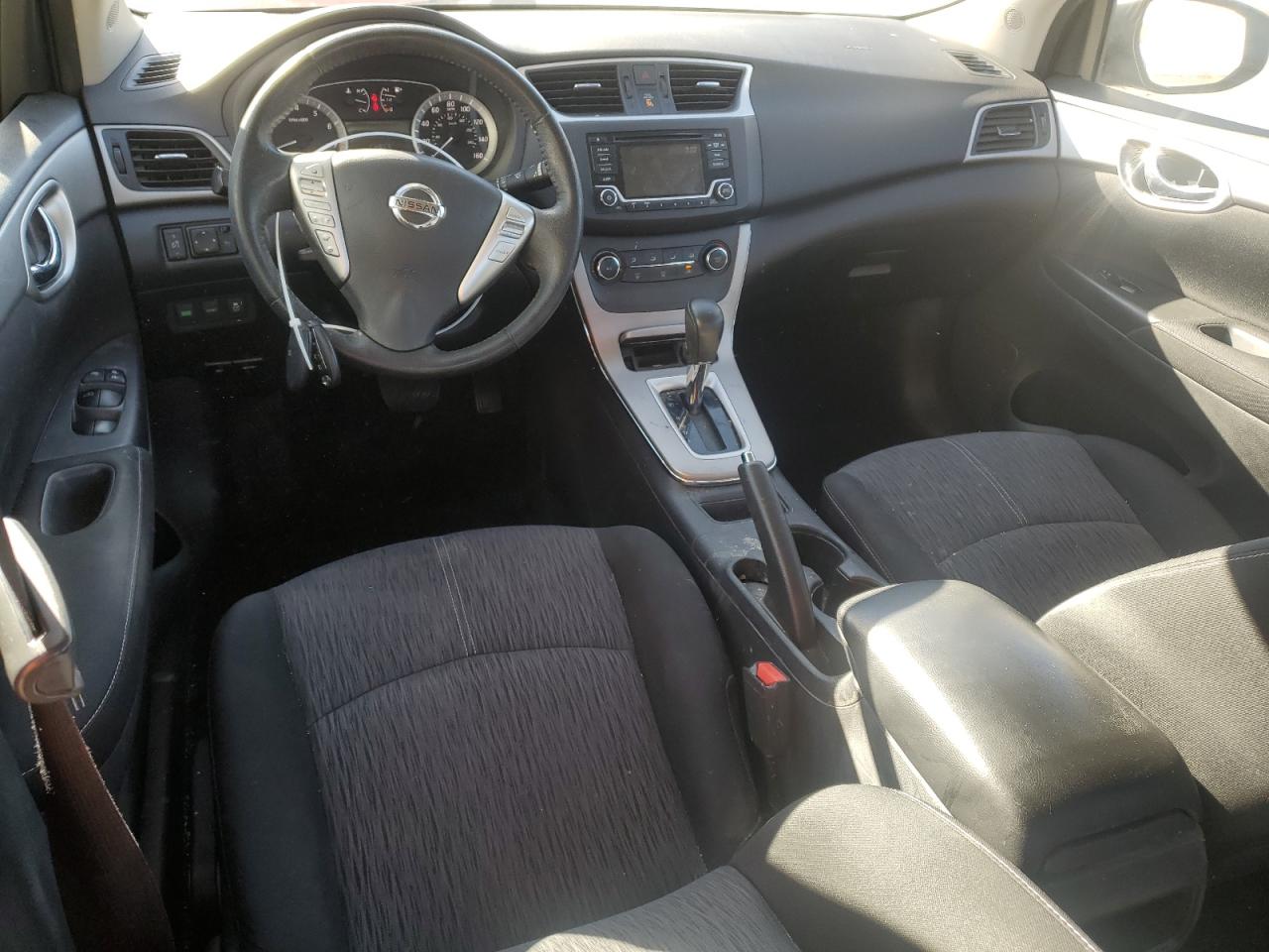 2015 Nissan Sentra - Image 8