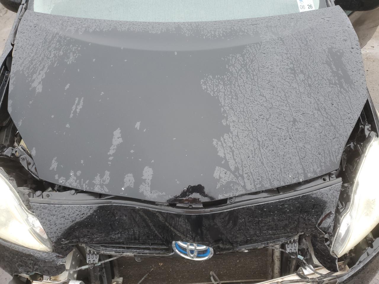 2012 Toyota Prius - Image 11