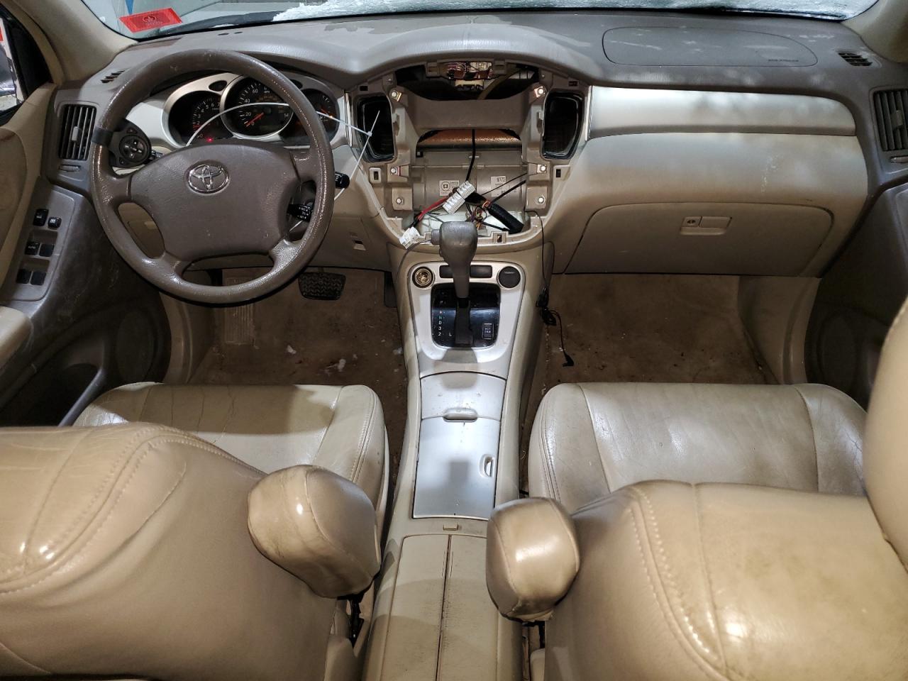 2005 Toyota Highlander - Image 8