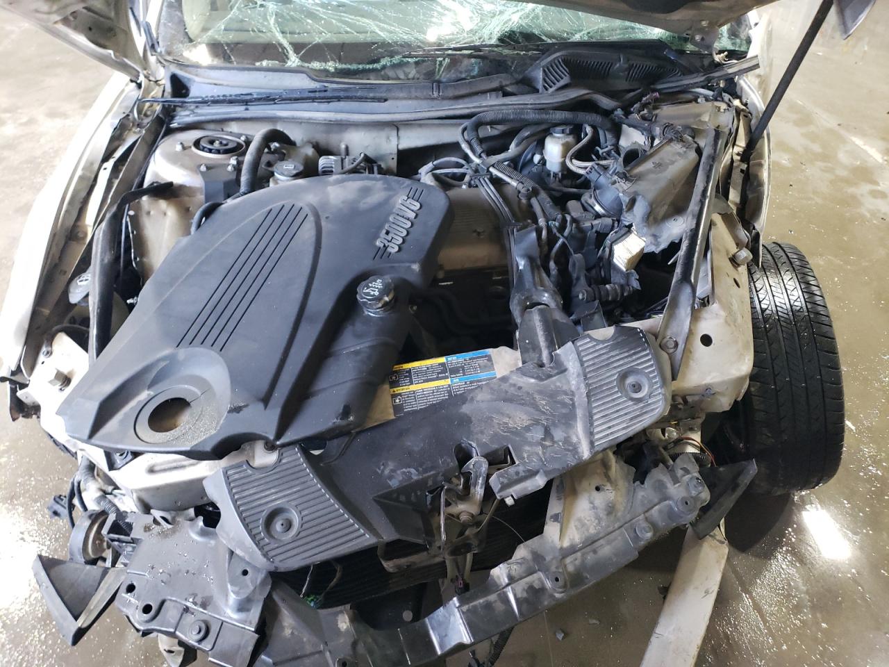 2009 Chevrolet Impala - Image 11